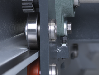 Doppeltes Messsystem am Materialschieber