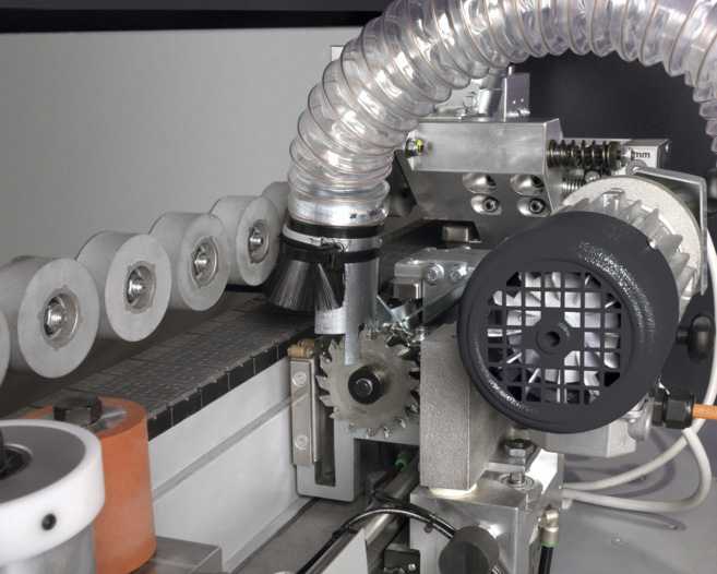 Kappsägeaggregat mit Linear- oder Radiusfräsung